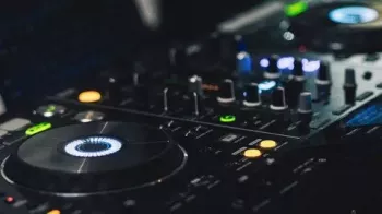 Udemy Ultimate Dj Masterclass Beatmatching, Hot Cues Play Live TUTORiAL
